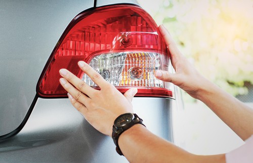 replace-the-taillights-or-headlights
